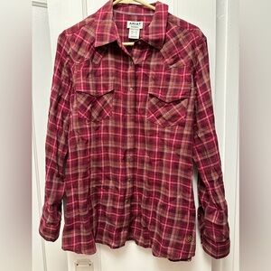 WOMEN’S ARIAT PLAID SHIRT